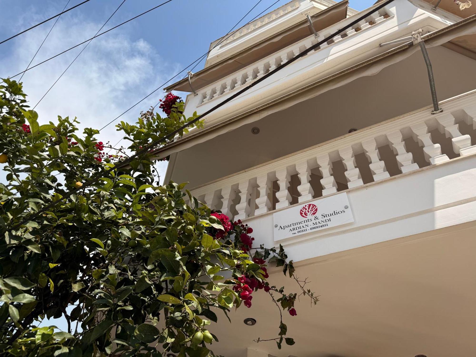 Apartments & Studios Ardian-Mandi Sarande-Albania Exterior photo